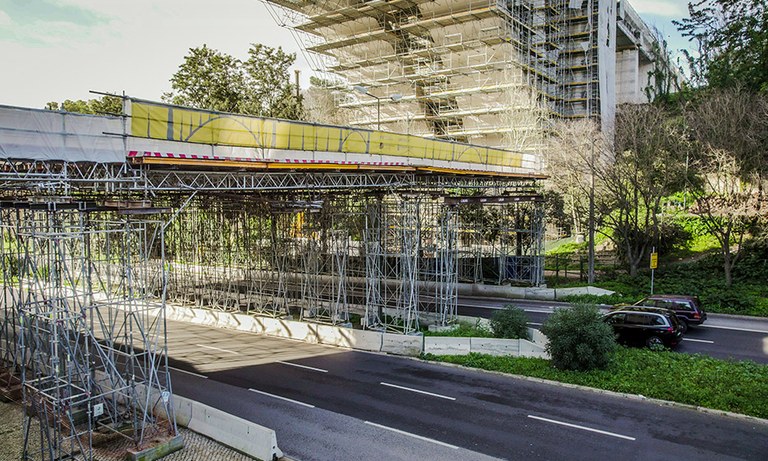 Réparation du plus long viaduc de Lisbonne