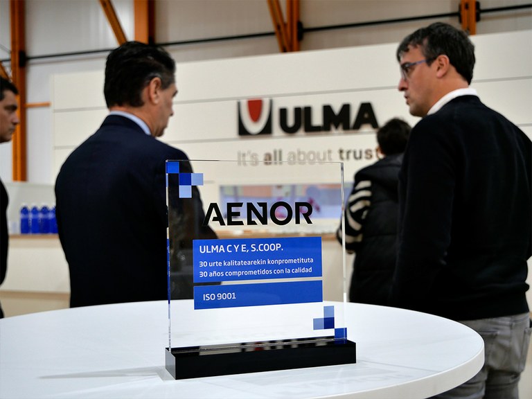 ULMA Construction célèbre son engagement pour la qualité, après avoir conservé la certification ISO 9001 pendant 30 ans sans interruption